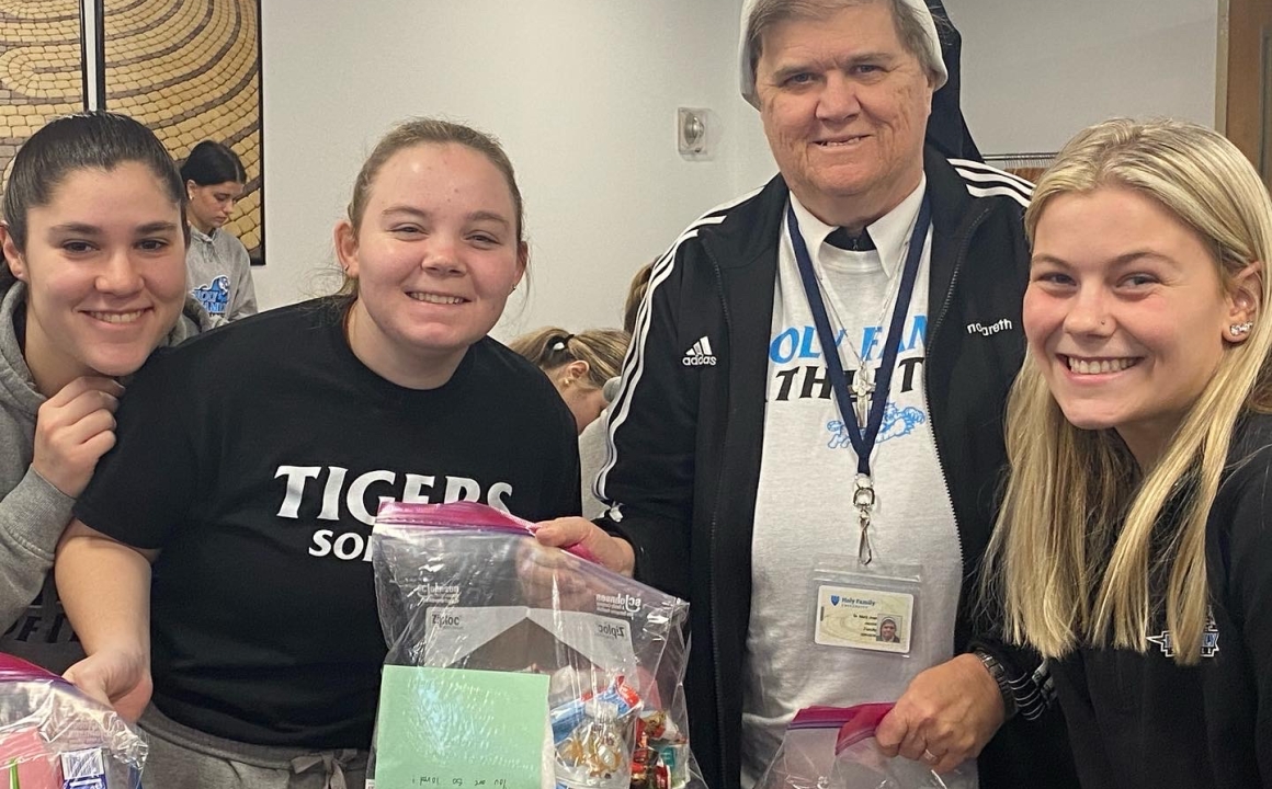 Holy Family University SAAC Creates Blessing Bags on Martin Luther King Jr. Day