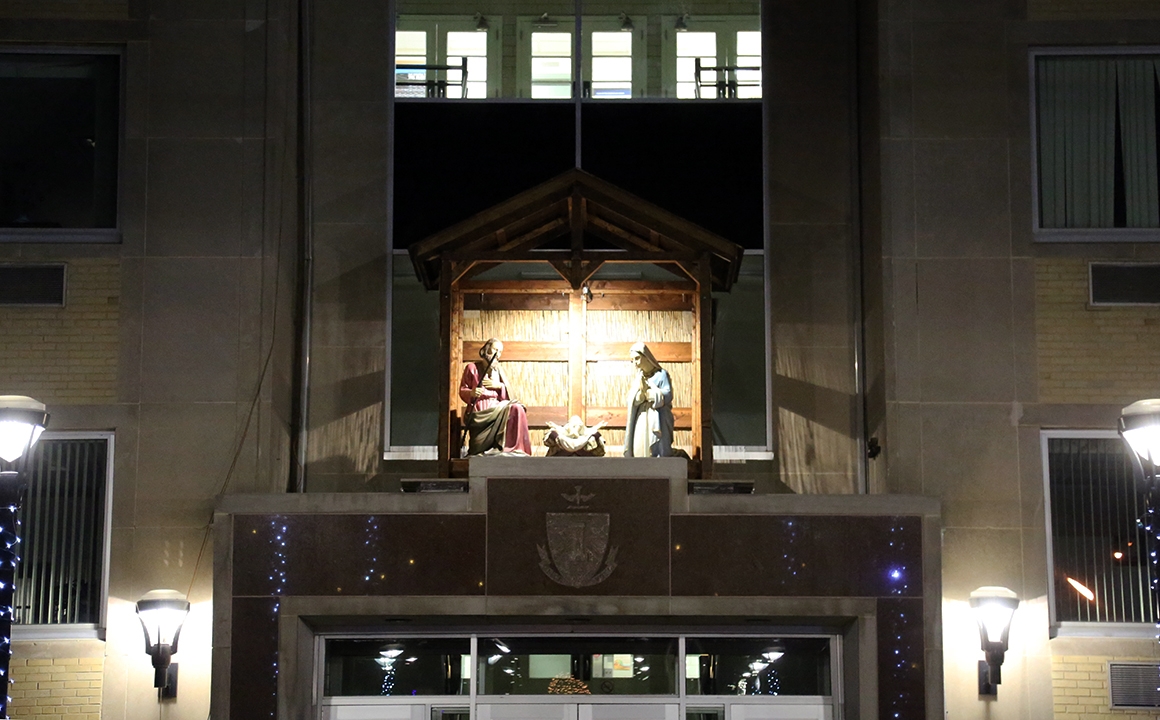Holy Family University Celebrates Nativity and Tree Lighting Ceremony: An Interfaith Celebration