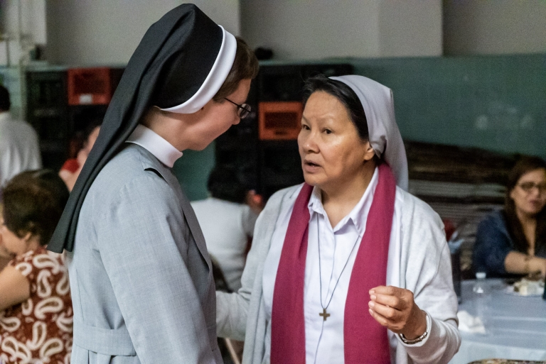 Sisters of the Holy Family of Nazareth volunteer at Our Lady of Hope